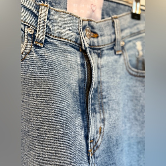 REVICE Uptown Rising Star High Rise Distressed Light Denim Blue Jeans- Size 26 - Picture 5 of 10